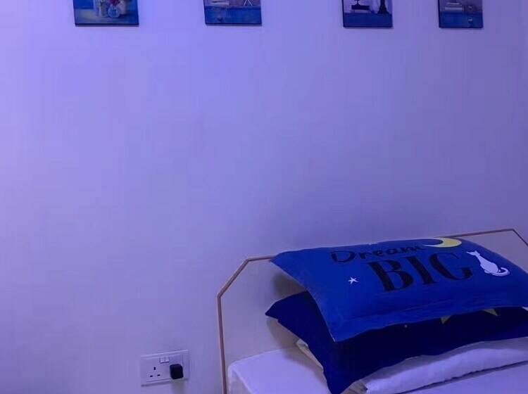 پانسیون Shinny Inn