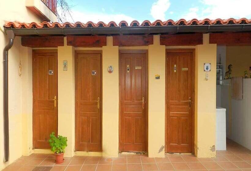 Albergue Casa Alberdi   Hostel