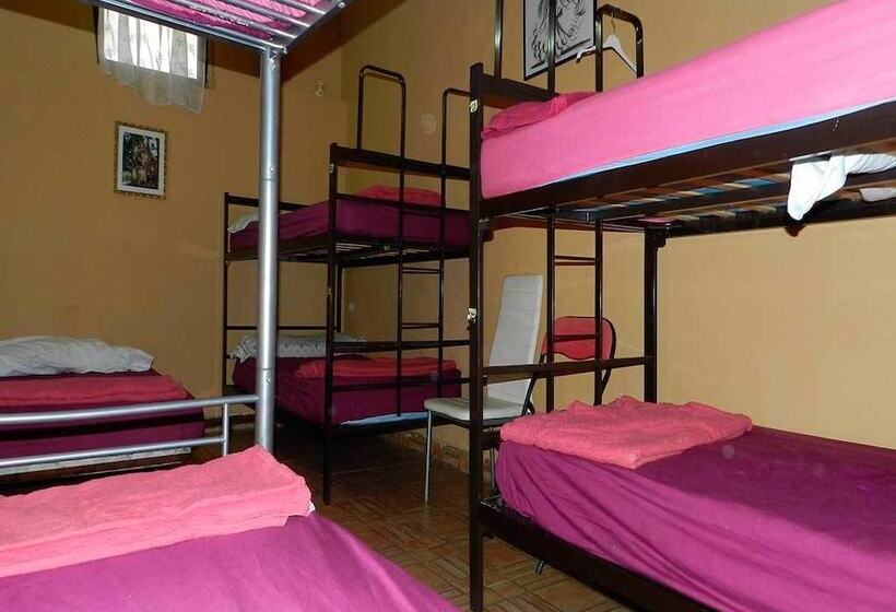 Albergue Casa Alberdi   Hostel