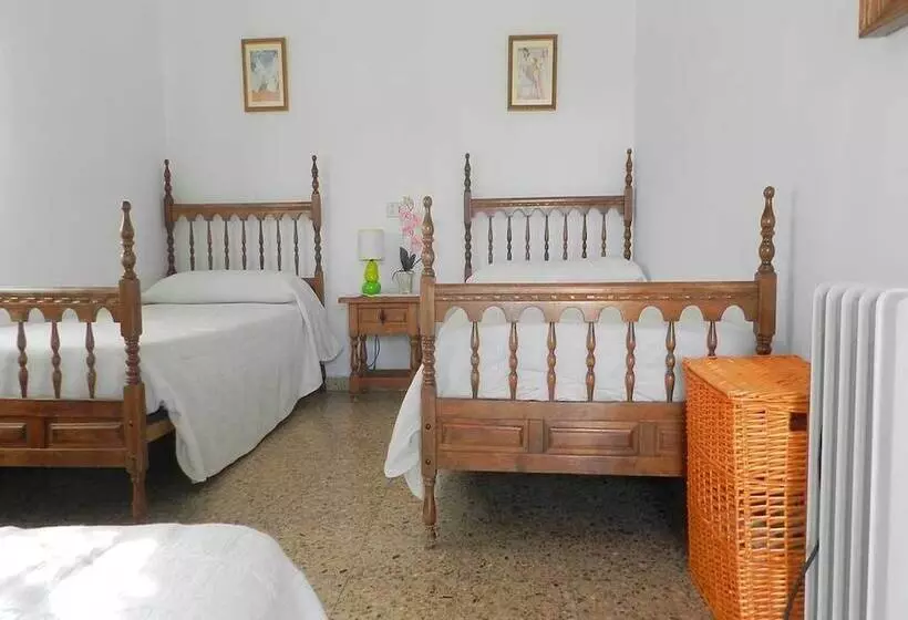 Albergue Casa Alberdi   Hostel