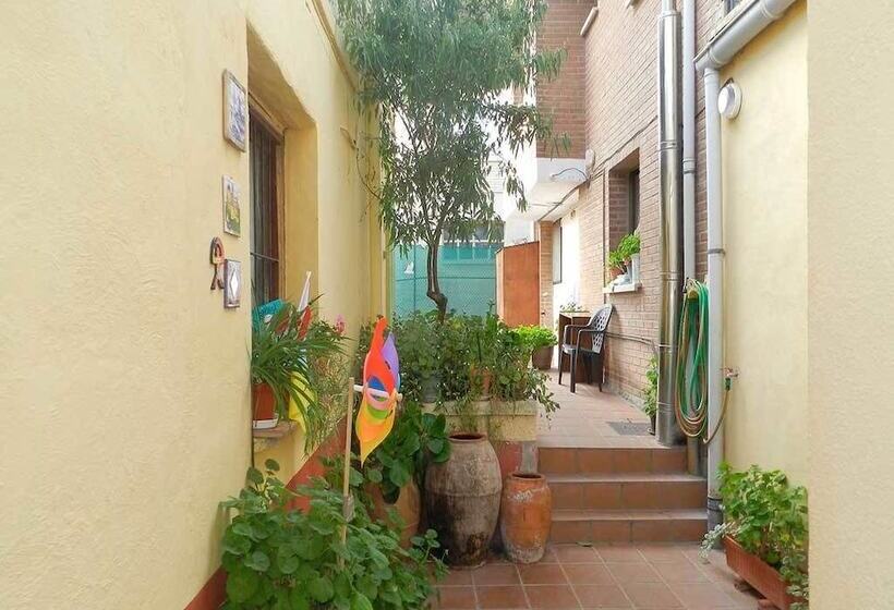 Albergue Casa Alberdi   Hostel