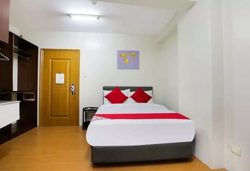 Anglo Residences By Oyo Rooms