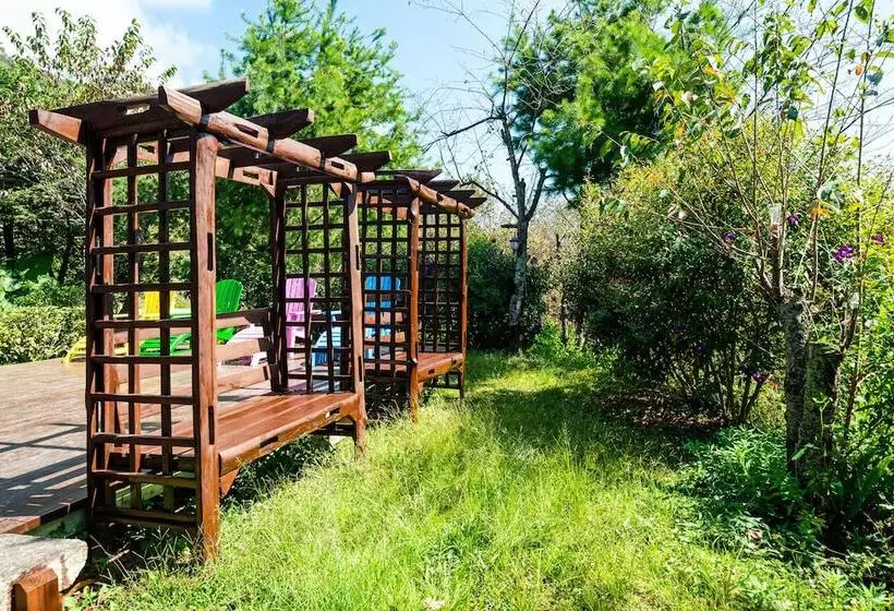 تختخواب و صبحانه Julie S Garden, Cingjing   Fon Chin Homestay
