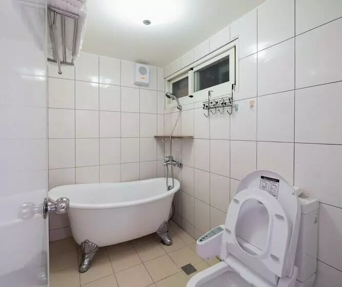 تختخواب و صبحانه Julie S Garden, Cingjing   Fon Chin Homestay