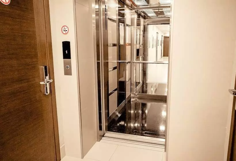 ホテル Eliza Bonapart