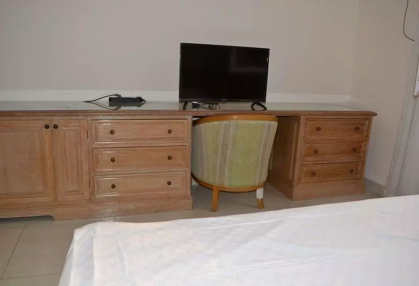 هتل Hôtel Azur Conakry