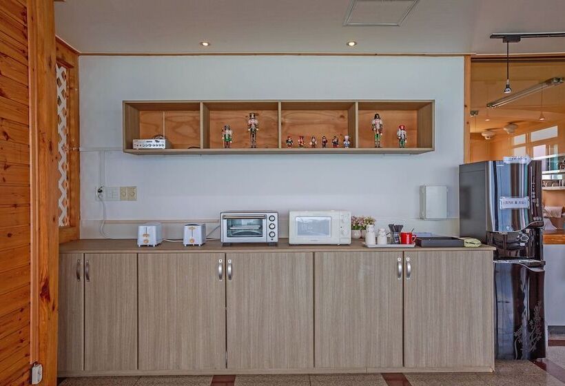 Hotel Yangyang Eight