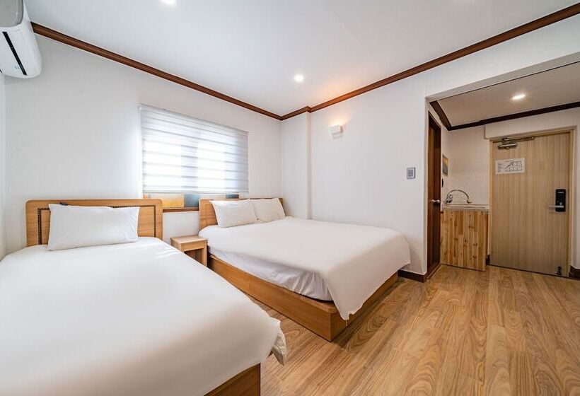 Hotel Yangyang Eight