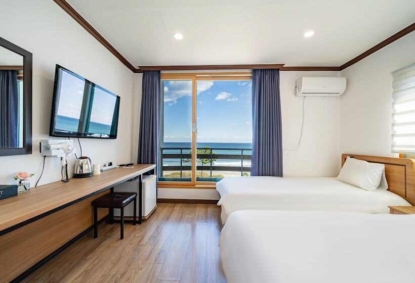 Hotel Yangyang Eight