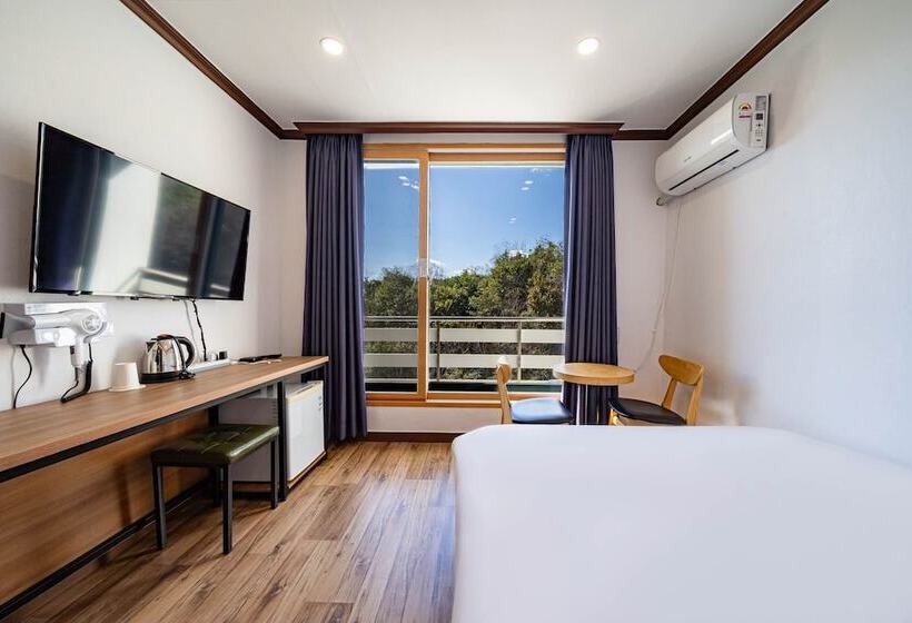 Hotel Yangyang Eight