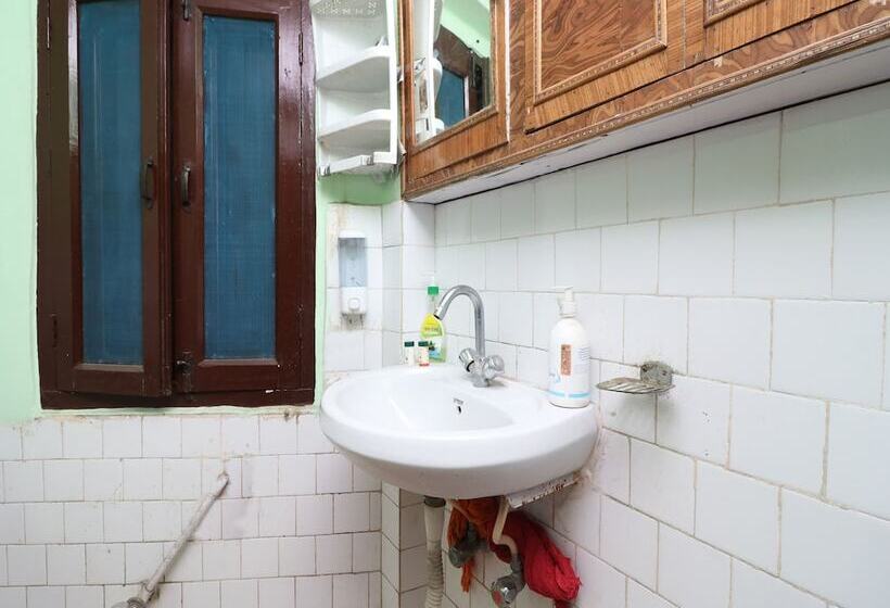 Oyo 14125 Home Hill View 2bhk Clock Tower