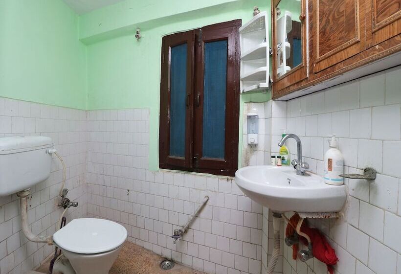 Oyo 14125 Home Hill View 2bhk Clock Tower