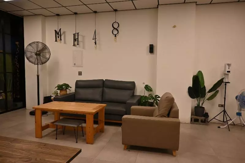 پانسیون Mh48