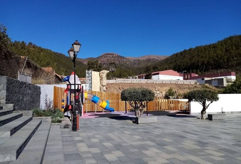 تختخواب و صبحانه Ziggys Mountain Retreat