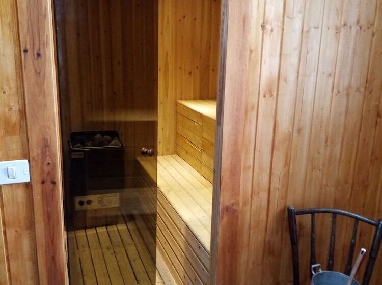 تختخواب و صبحانه Ziggys Mountain Retreat