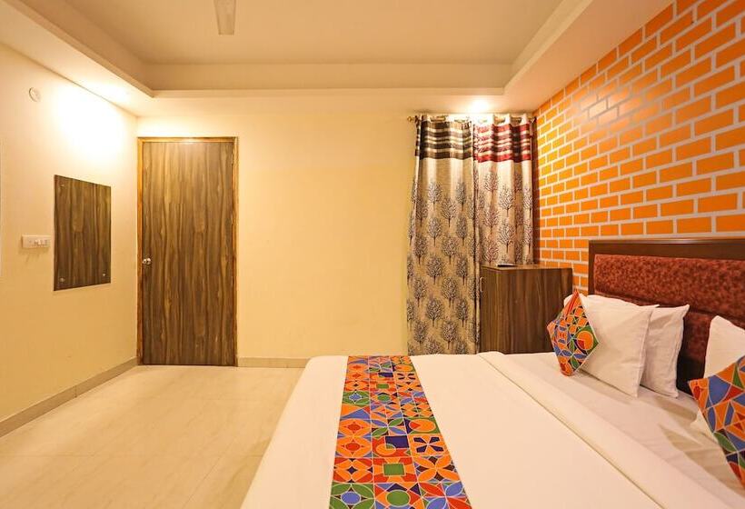 ホテル Platinum Free Airport Pickup