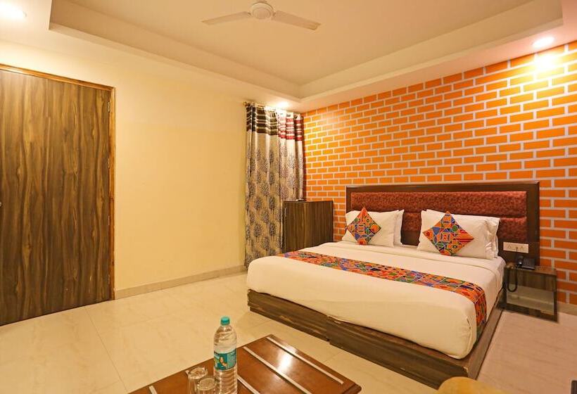 ホテル Platinum Free Airport Pickup