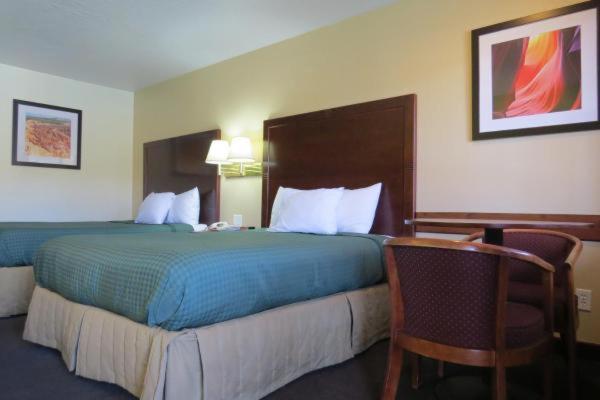 هتل America S Best Inn & Suites Saint George