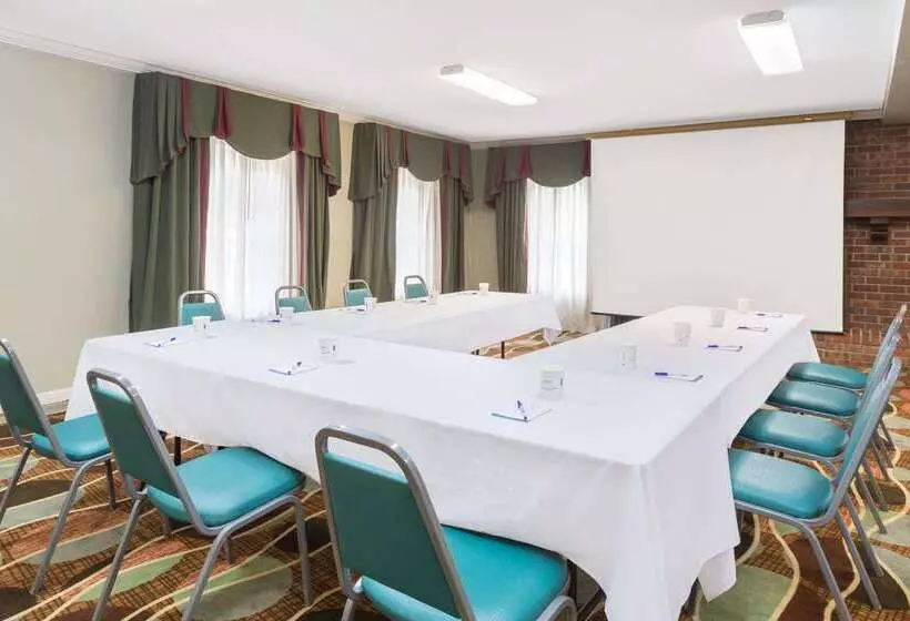 호텔 Baymont By Wyndham Helen