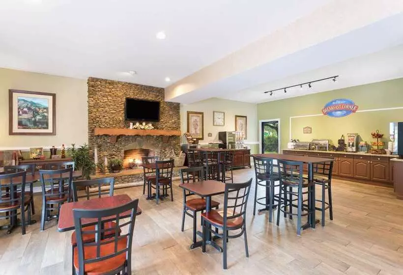 호텔 Baymont By Wyndham Helen