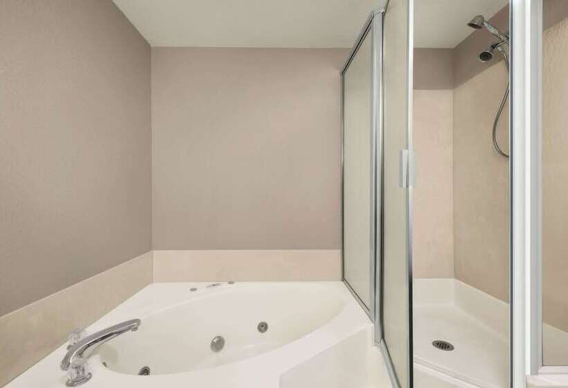 בית מלון כפרי Baymont By Wyndham Washington