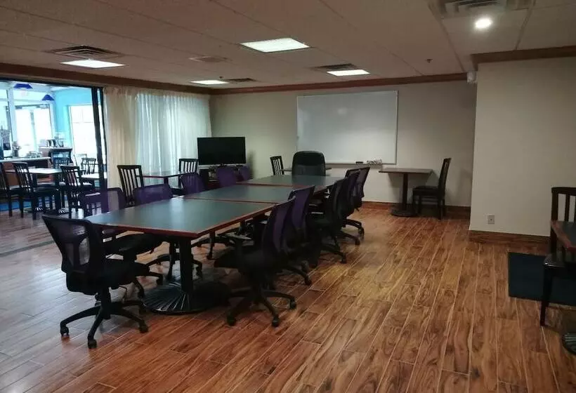 Hotel Baymont By Wyndham Washington