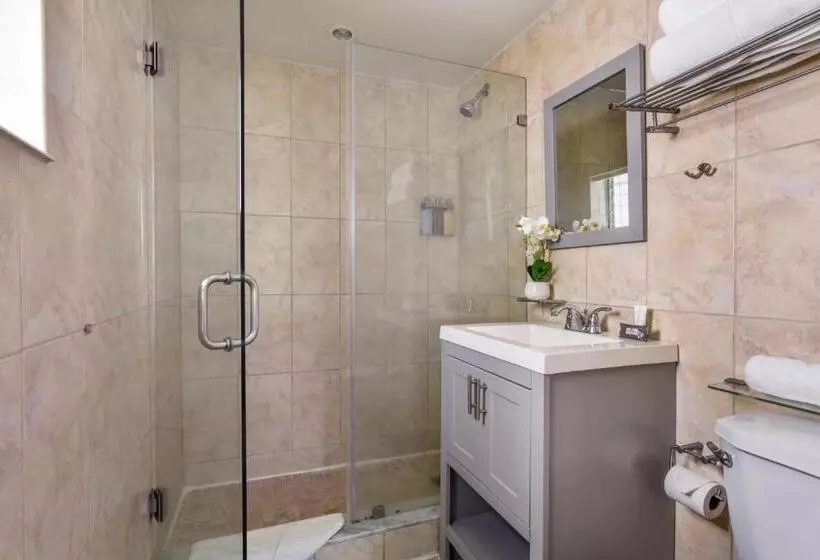 فندق Beacon South Beach