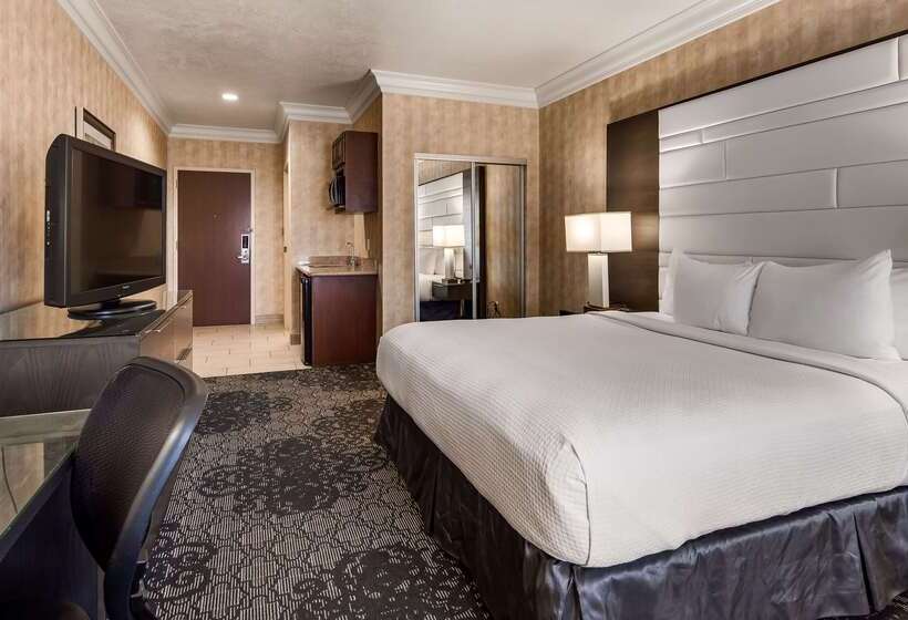 هتل Best Western Plus Abbey Inn