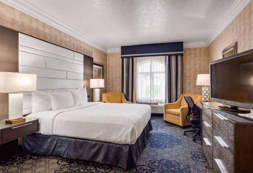 هتل Best Western Plus Abbey Inn