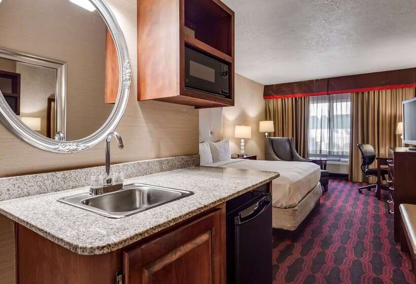 هتل Best Western Plus Abbey Inn