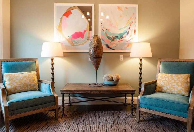 Hotel Best Western Plus University Park Inn & Suites