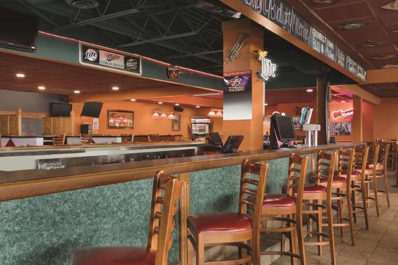 فندق Country Inn & Suites By Radisson, Fergus Falls, Mn