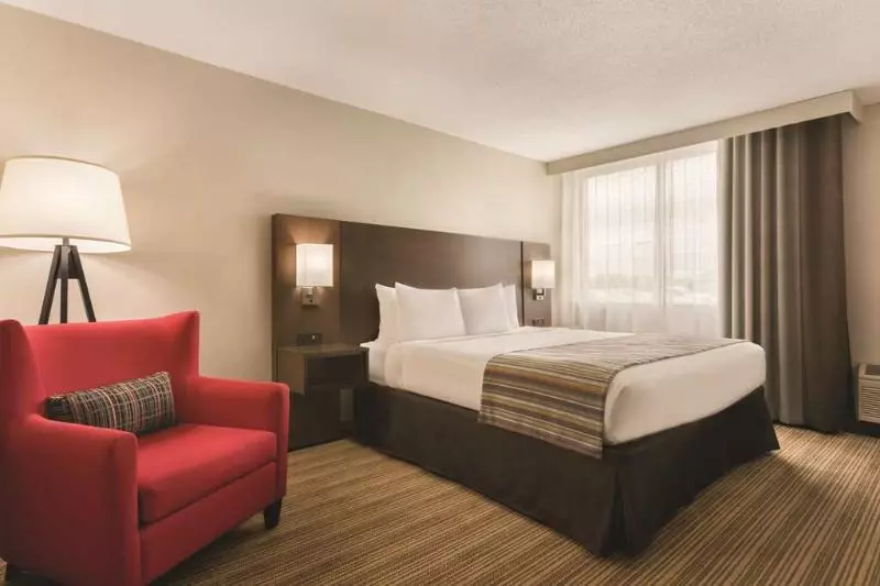 فندق Country Inn & Suites By Radisson, Fergus Falls, Mn