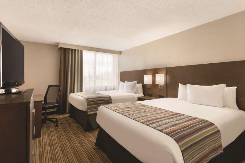 فندق Country Inn & Suites By Radisson, Fergus Falls, Mn
