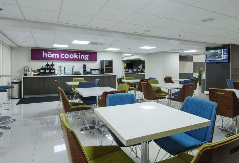 בית מלון כפרי Hom, A Trademark Collection