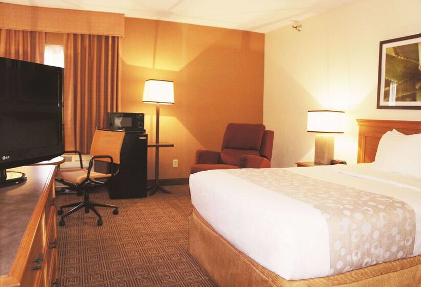 فندق La Quinta Inn By Wyndham Kansas City North