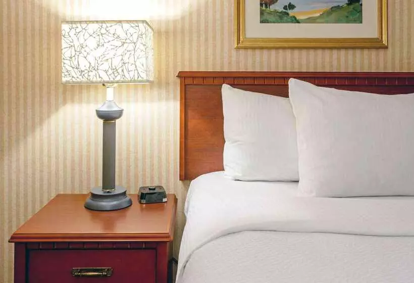 Отель La Quinta By Wyndham Stevens Point