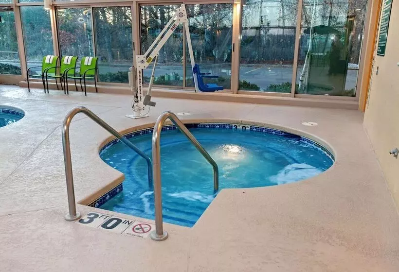 Отель La Quinta By Wyndham Stevens Point