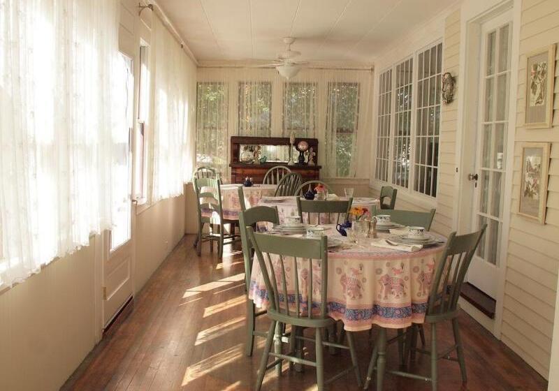 فندق The Belmont Inn