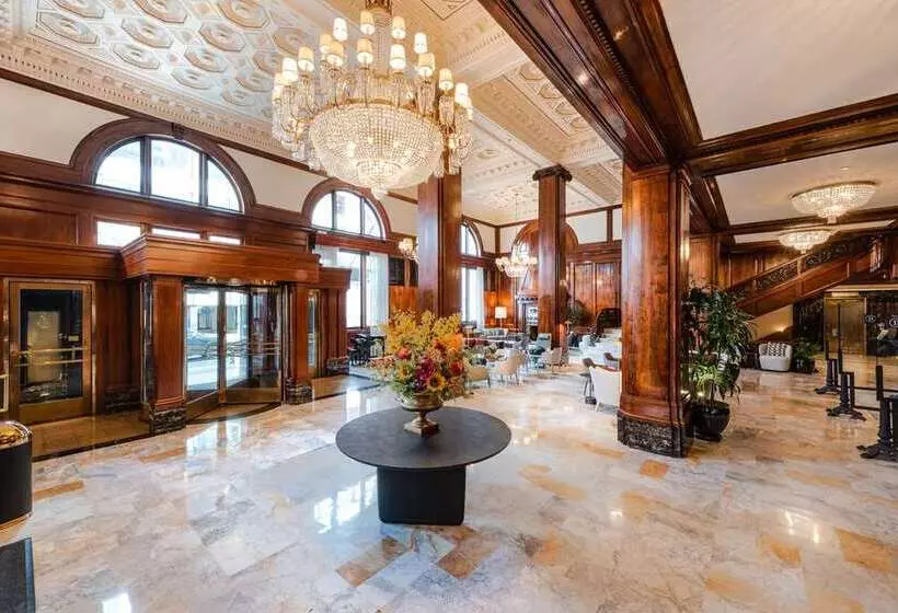 هتل The Benson Portland, Curio Collection By Hilton