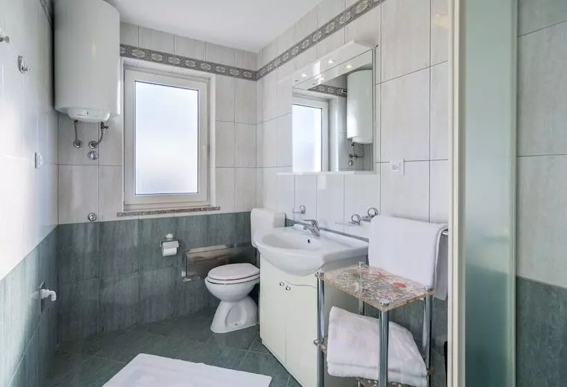 Bellistra Apartments Rabac