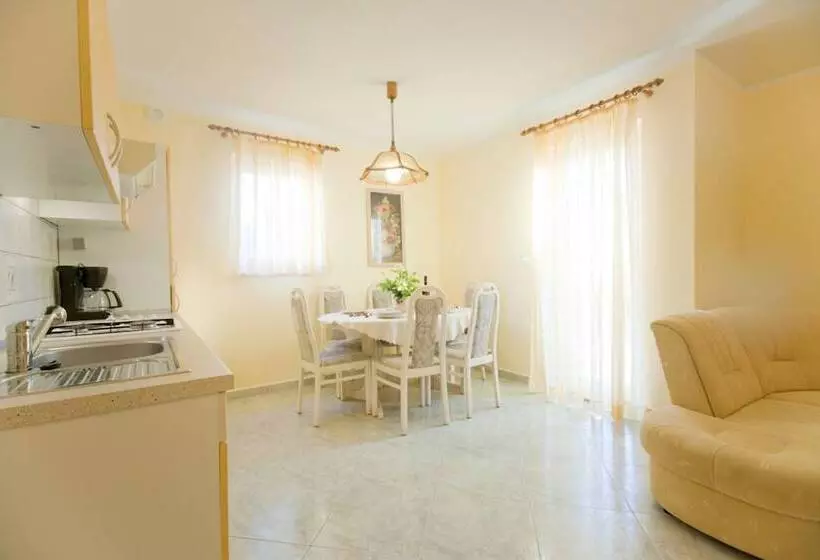 Bellistra Apartments Rabac