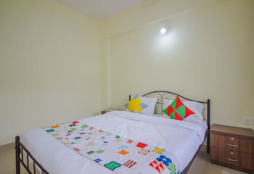 Oyo Home 18720 Alluring 3bhk