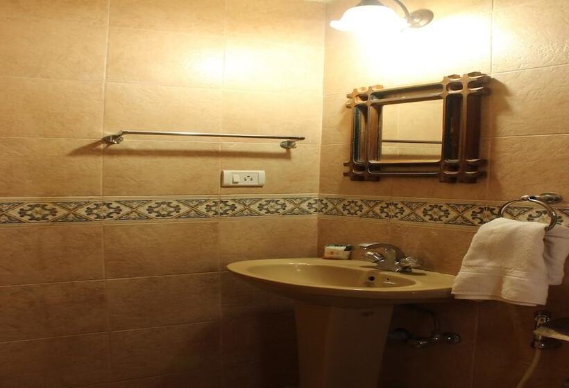 فندق Bardays Inn By Oyo Rooms