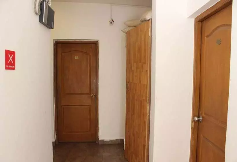 Hotelli Bardays Inn By Oyo Rooms