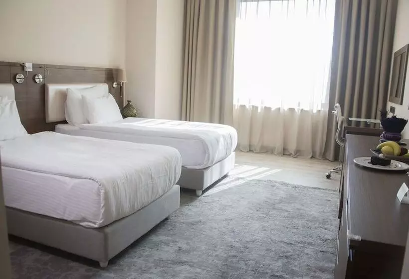 ホテル La Quinta By Wyndham Istanbul Gunesli