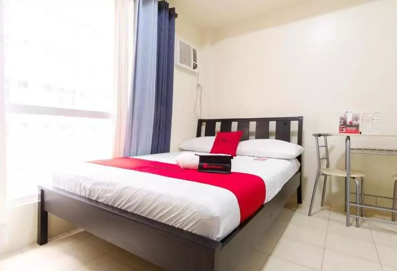 Hotelli Reddoorz Plus @ Pioneer Woodlands Mandaluyong