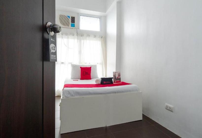 Hotel Reddoorz Plus @ Pioneer Woodlands Mandaluyong