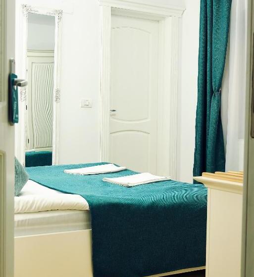 ペンション Boutique Hotel Casa Medievala