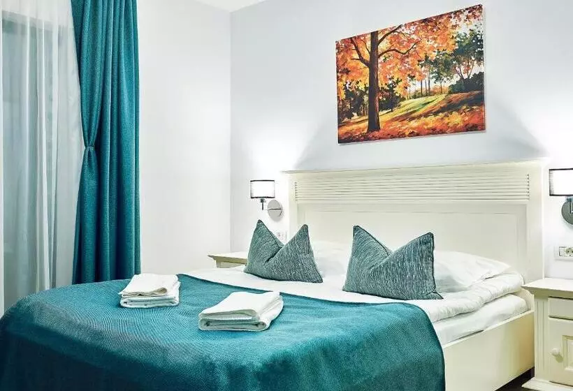 پانسیون Boutique Hotel Casa Medievala